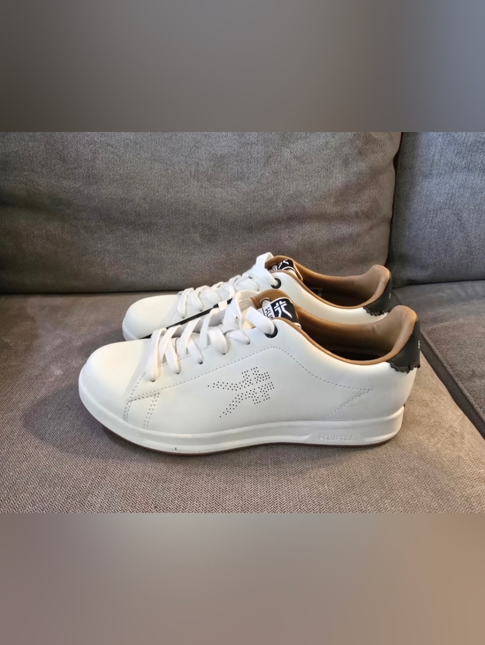 Kuru Roam White Leather Lace-Up Sneakers Men's 8